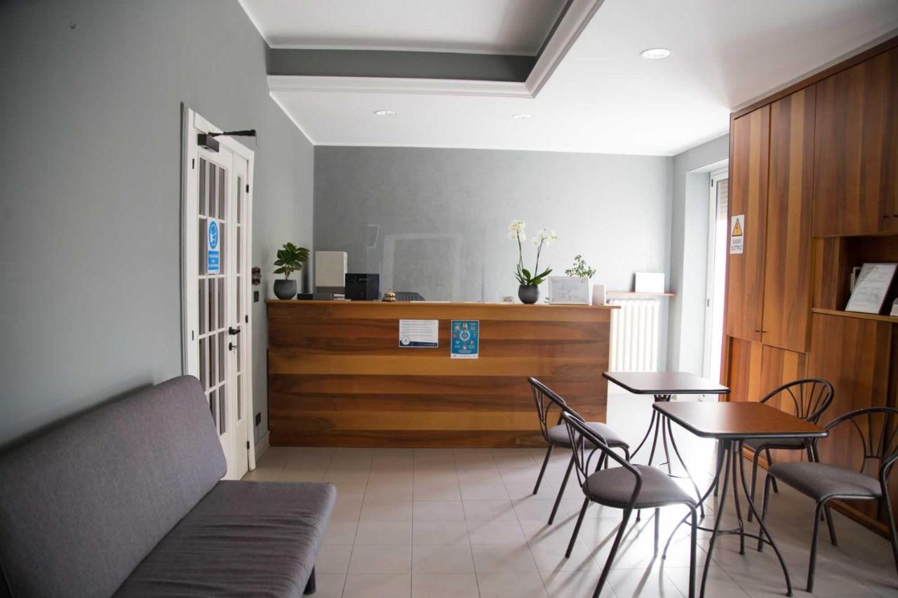 Hotel Lidia Mergo エクステリア 写真