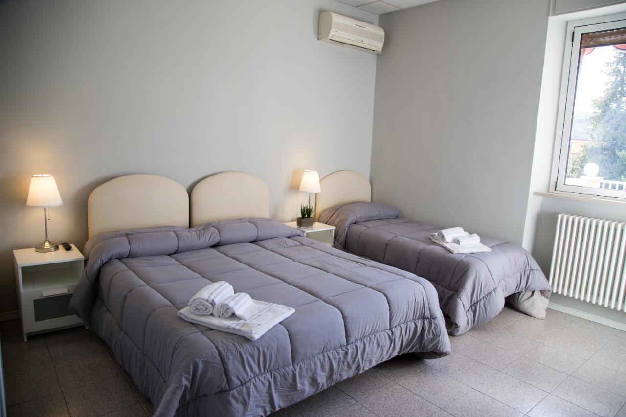 Hotel Lidia Mergo エクステリア 写真